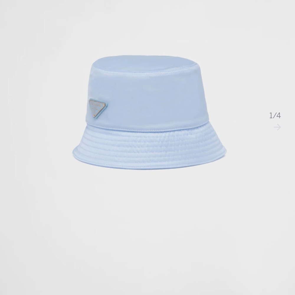 PERFECT CONDITION prada nylon bucket hat light blue
